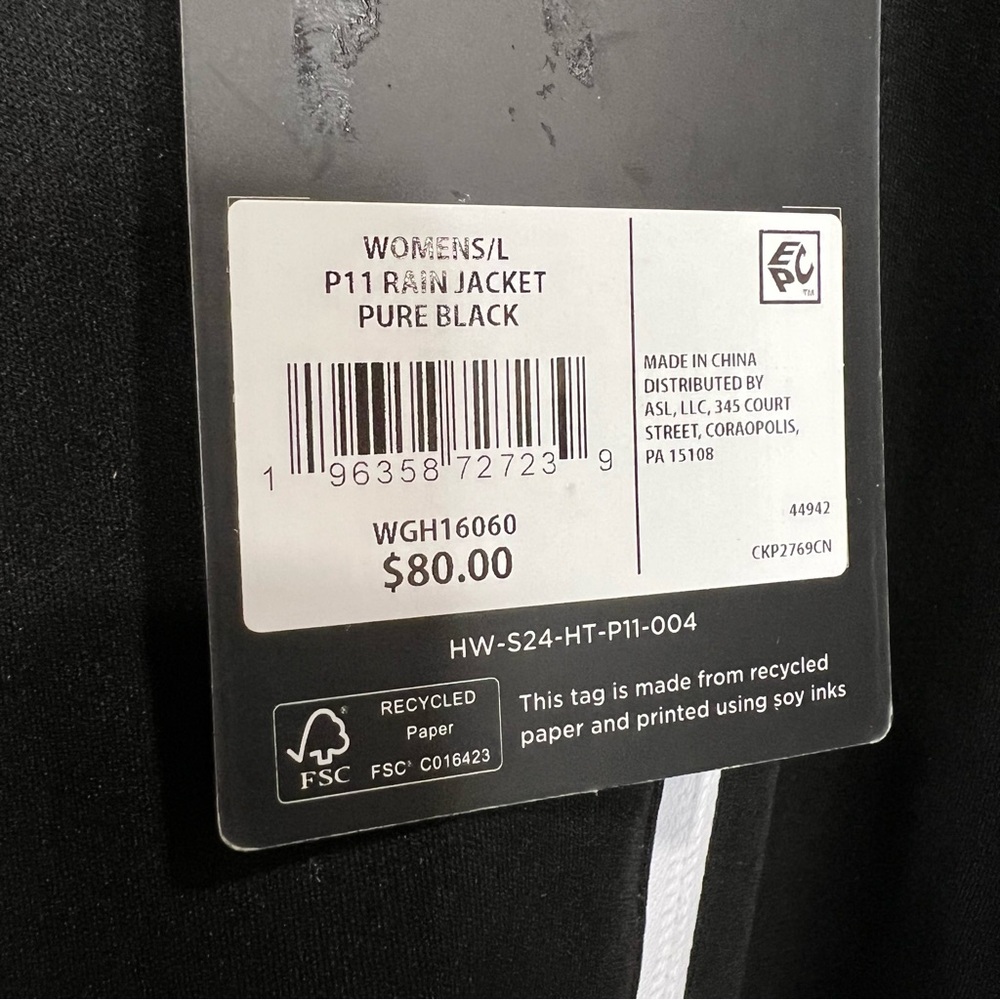 Walter Hagen Women’s Black Rain Jacket - Picture 2 of 5